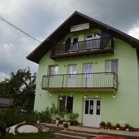 Baza Sportiva Adelina Otel Campulung Dış mekan fotoğraf
