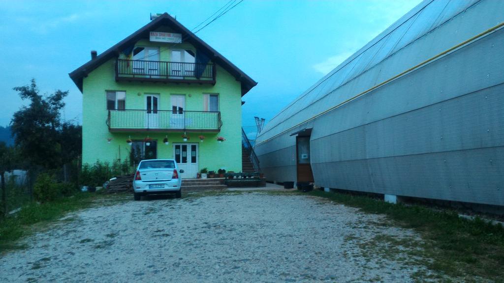 Baza Sportiva Adelina Otel Campulung Dış mekan fotoğraf