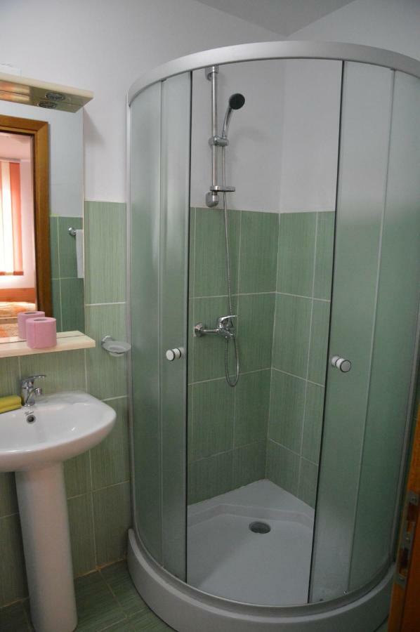 Baza Sportiva Adelina Otel Campulung Dış mekan fotoğraf