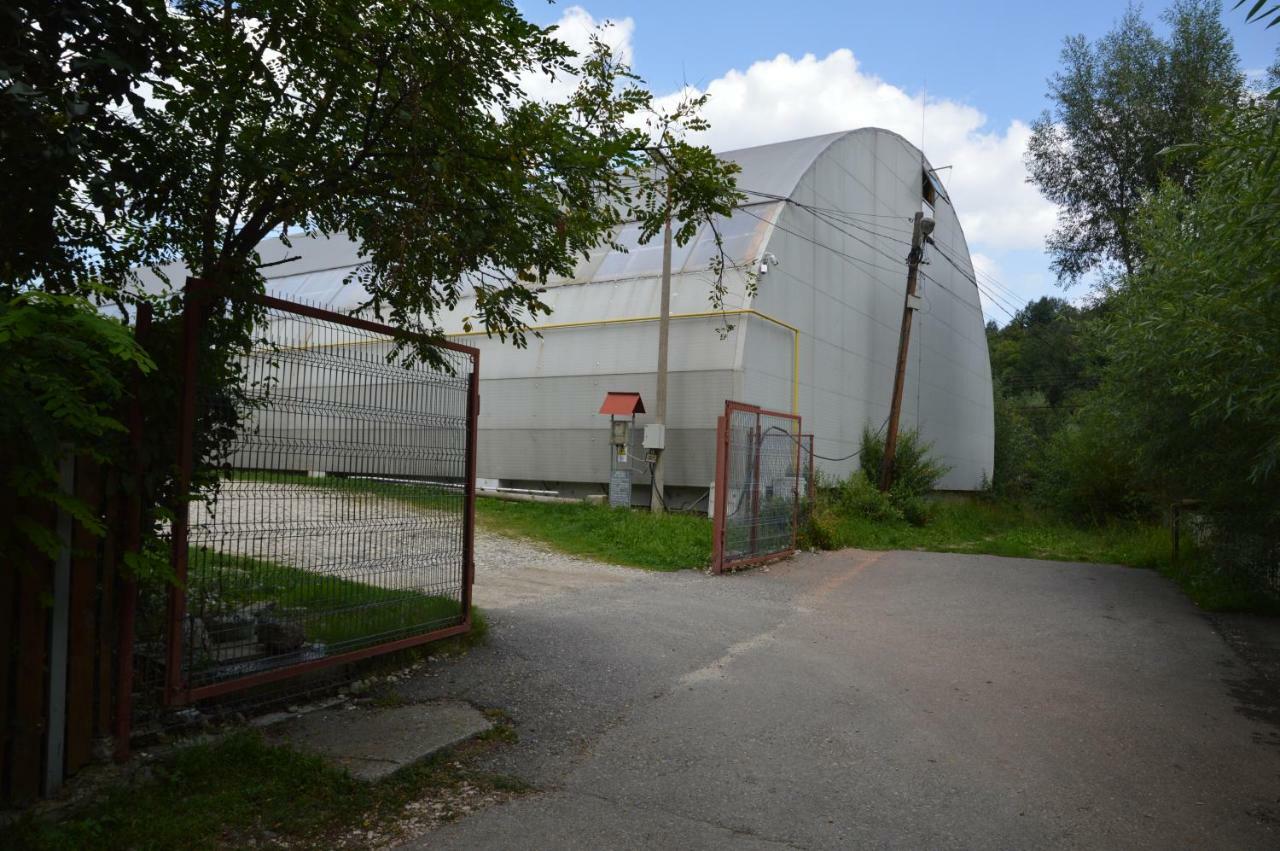 Baza Sportiva Adelina Otel Campulung Dış mekan fotoğraf